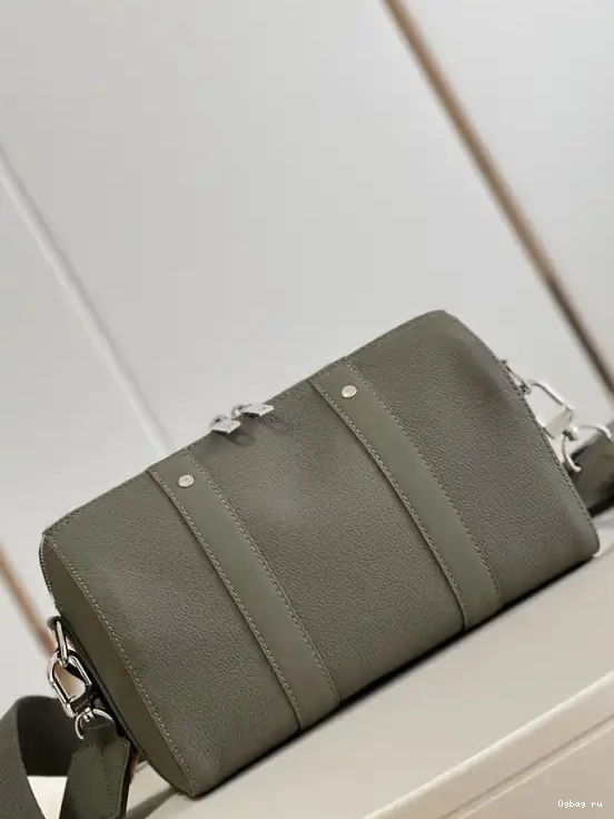 KEEPALL LOUIS CITY VUITTON 0615